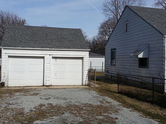 3rd image of 1525 Euclid Dr
