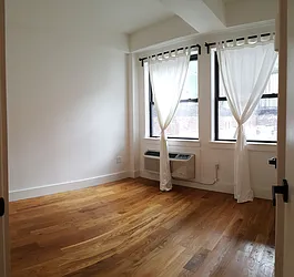 Rented by Loom Group