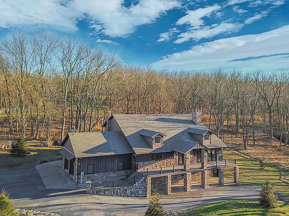 Gorgeous custom stunner.