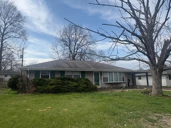 2119 N Wellington Dr, Peoria, IL 61604