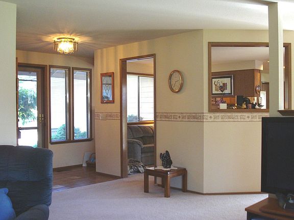 Entry Hall/Family Room