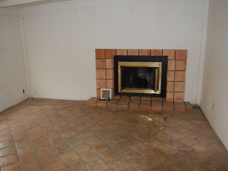 2nd image of 3902 W Tuckey Ln