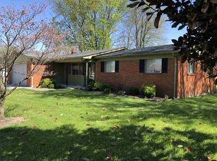 816 W Grissom Ave, Mitchell, IN 47446