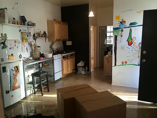 Rented by Grand & Co. | media 10