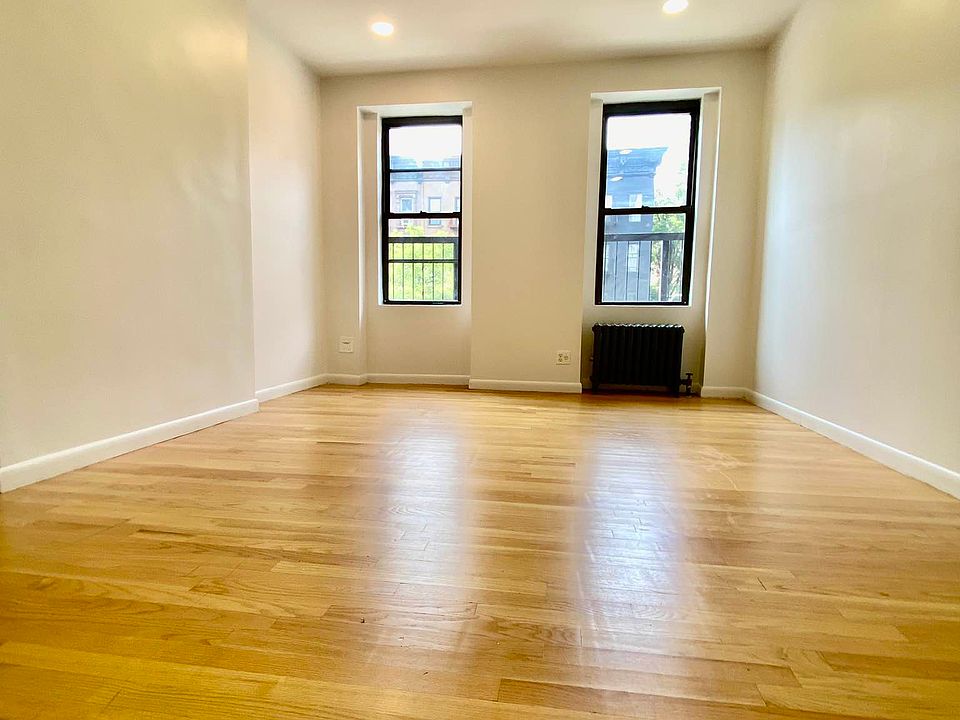 1st image of 300 E 89th St APT 3C