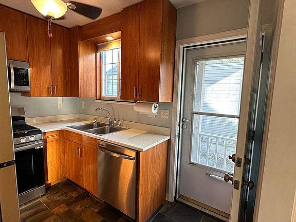5th image of 1218 Norton Ave