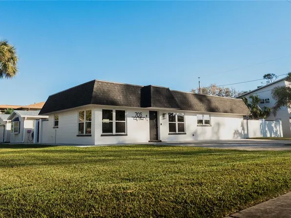 705 GULF BOULEVARD, BELLEAIR BEACH, FL 33786