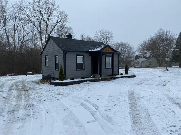 21345 Cass St, Farmington Hills, MI 48335