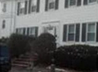 3 Warren St APT 3, Stoneham, MA 02180