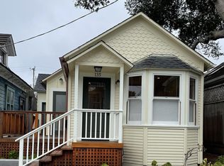 135 18th St, Pacific Grove, CA 93950