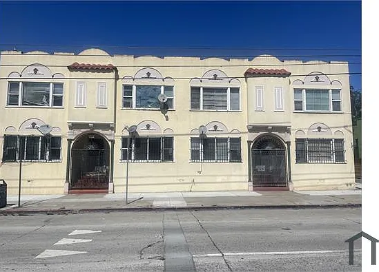1907 14th Ave #4
