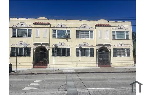 1907 14th Ave #4 Photo 1