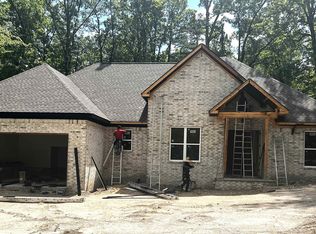10 Archidona Ln, Hot Springs Village, AR 71909