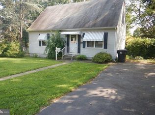 33 S Fernwood Ave, Pitman, NJ 08071