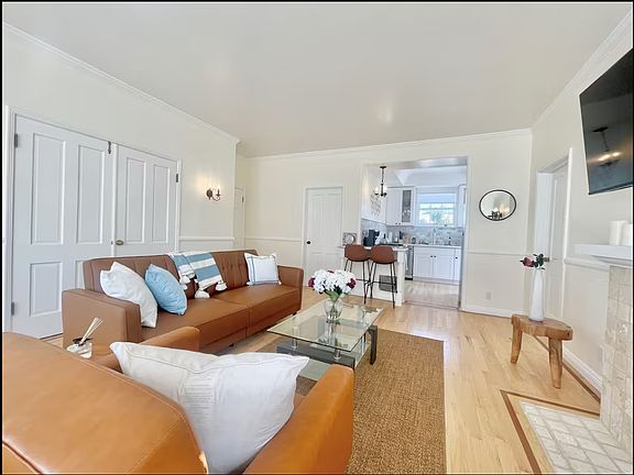2nd image of 423 Ocean Ave #9