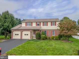 825 Allen Ave, Reading, PA 19605