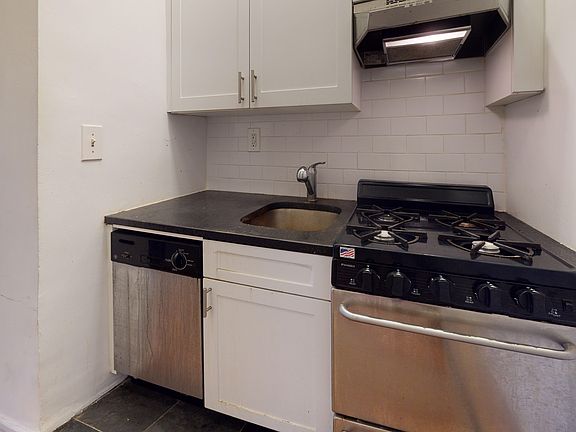 4th image of 1483 1st Ave APT 4f