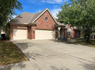 1508 Brett Circle Dr, Kearney, MO 64060