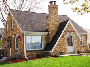 135 W Norwich St, Milwaukee, WI 53207