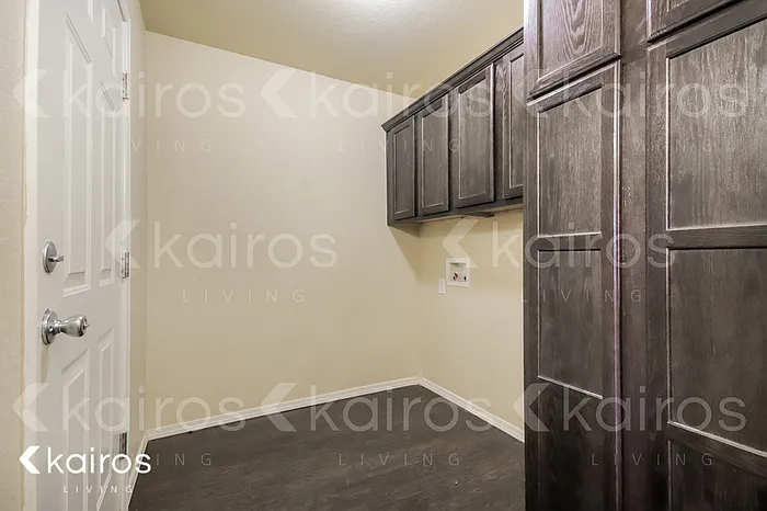 4005 Thomas St #B — Photo 6