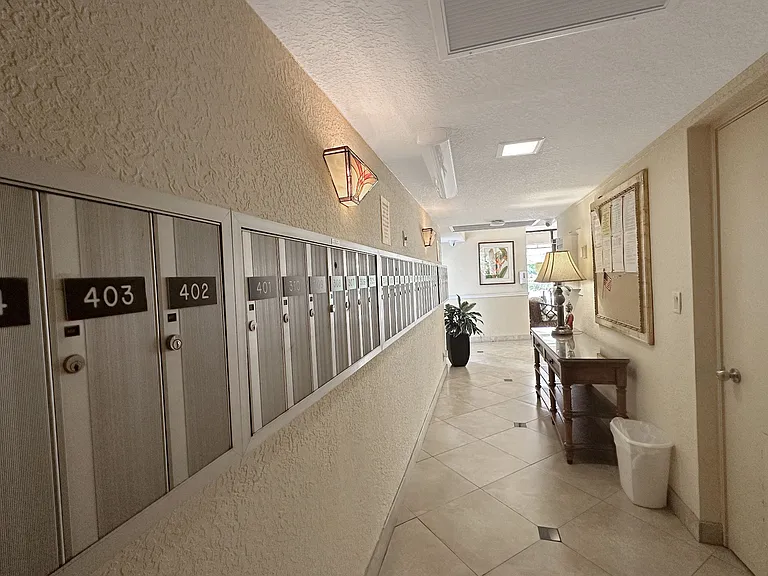 535 Oaks Dr #504 — Photo 23