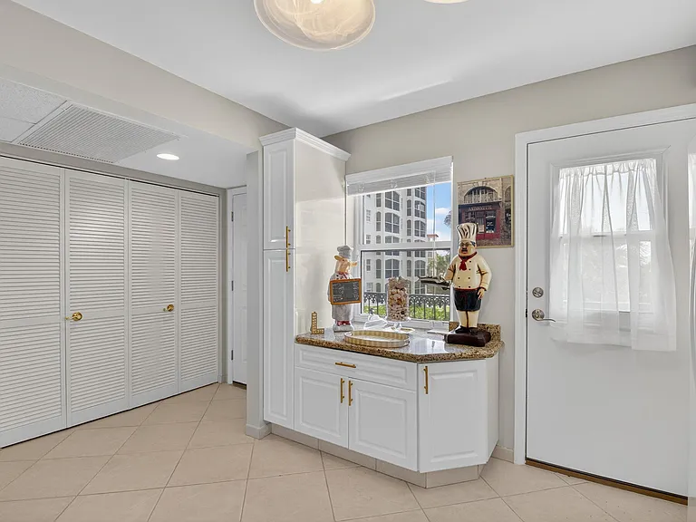 2871 N Ocean Blvd #R254 — Photo 18