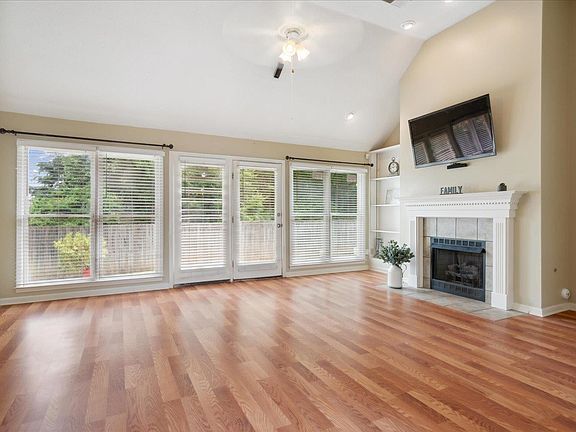 5th image of 9329 Starcross Ave