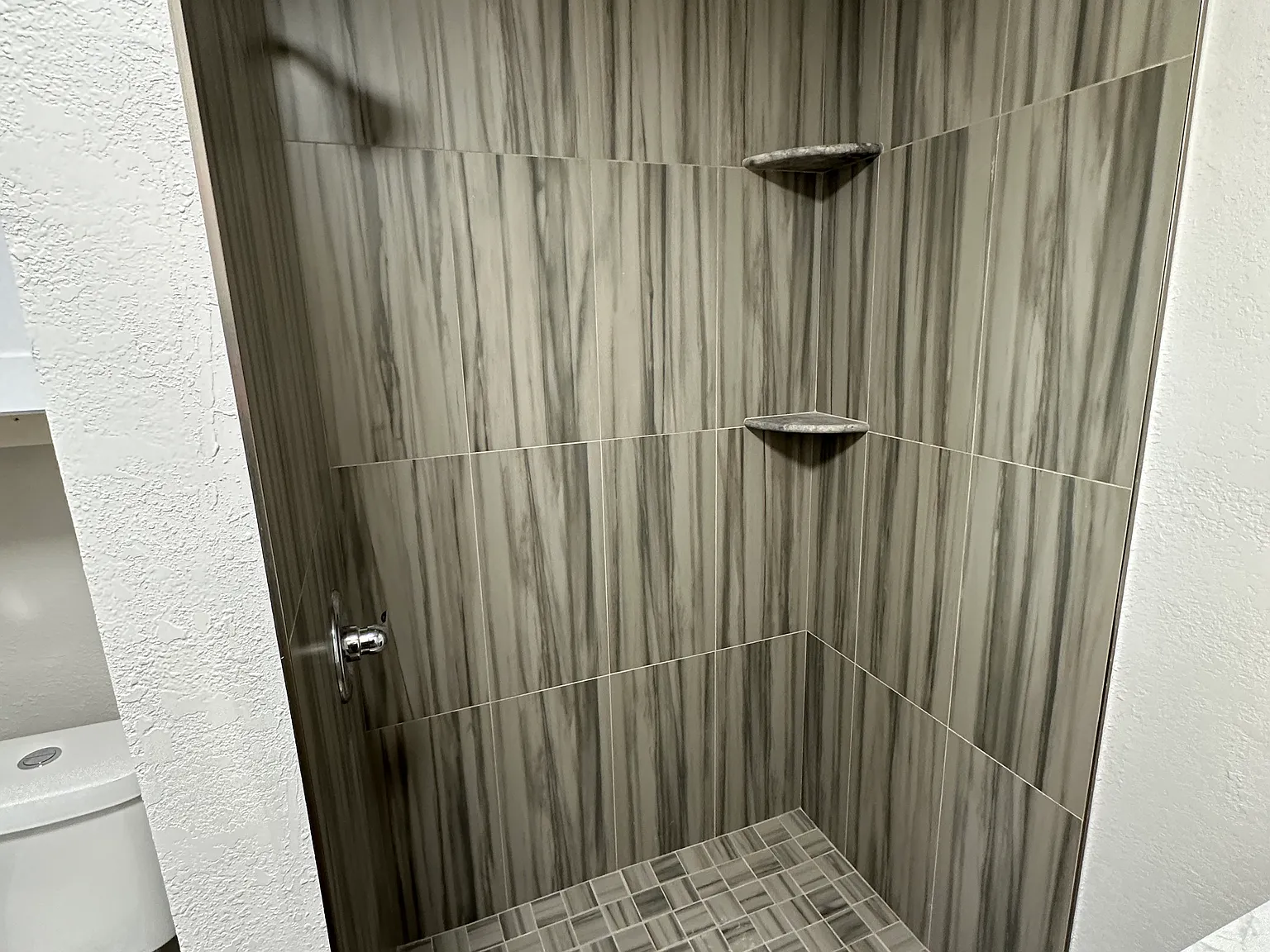 2 bed, 995 sqft, $1,350 — Photo 3
