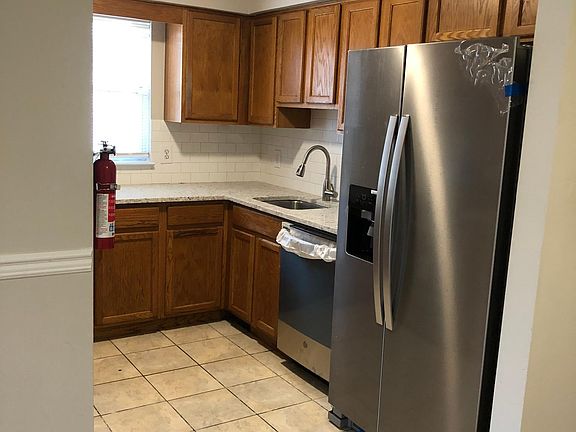 4th image of 290 Sussex Ave Floor 2