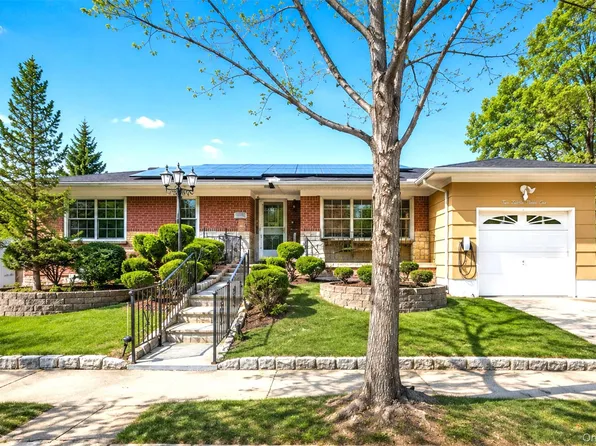 218-21 Stewart Road, Hollis Hills, NY 11427