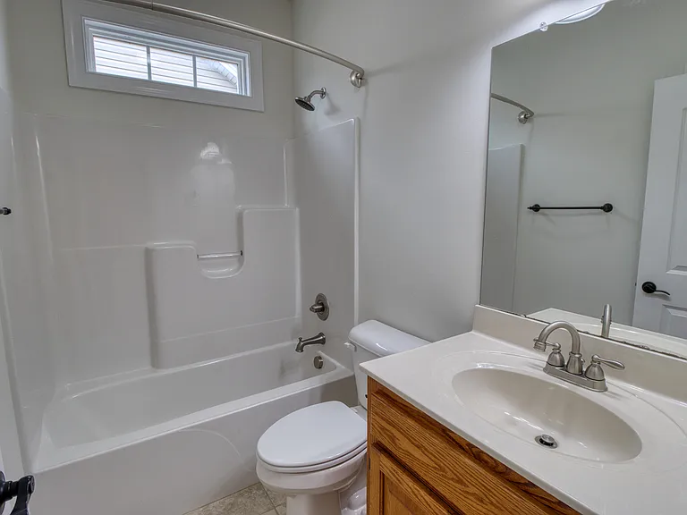 158 Locust Grove Ln — Photo 13