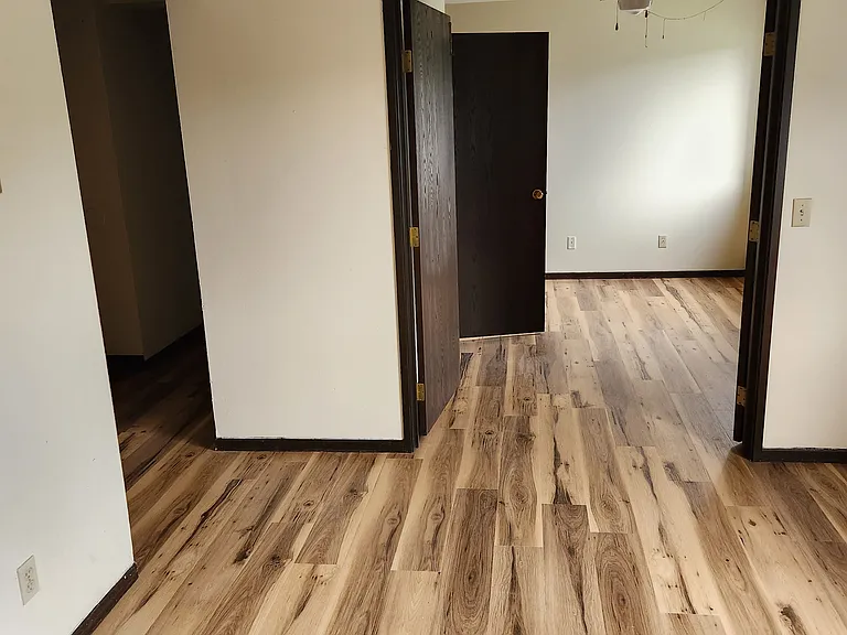 2421 4th Ave N #15 — Photo 6
