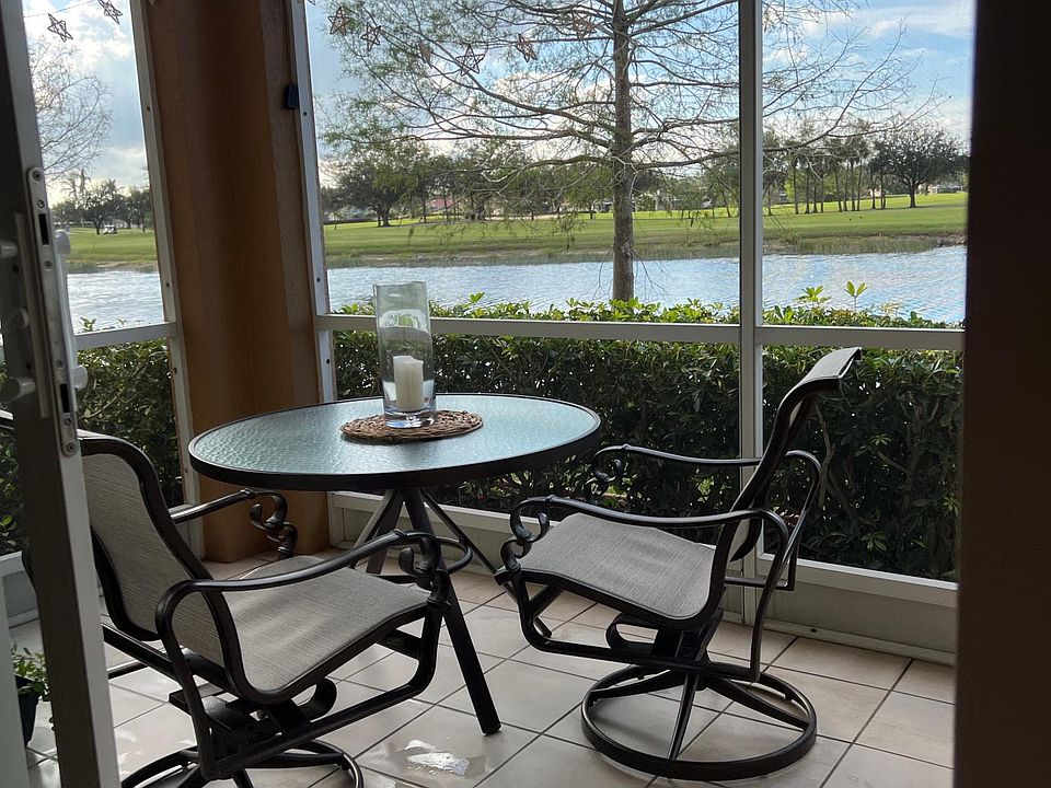 Lanai overlooking lake and golf