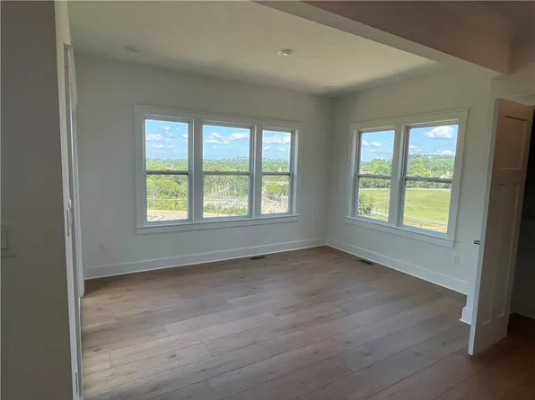283 Froebe Rd, Venetia, PA 15367