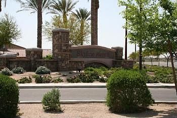 3rd image of 1026 W Desert Seasons Dr