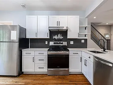 3814 Wayne Ave — Photo 12