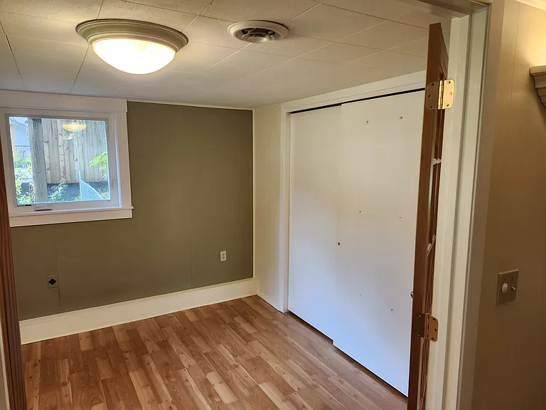 2415 1/2 Woodland Ave #B — Photo 6