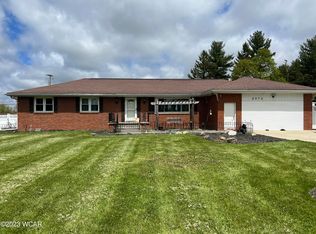 2074 Shorewood Ln, Lima, OH 45806