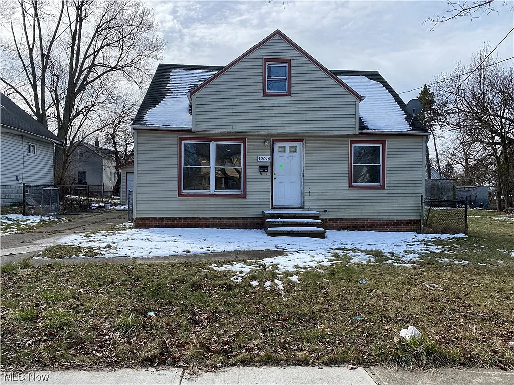 10016 Sandusky Ave photo 1