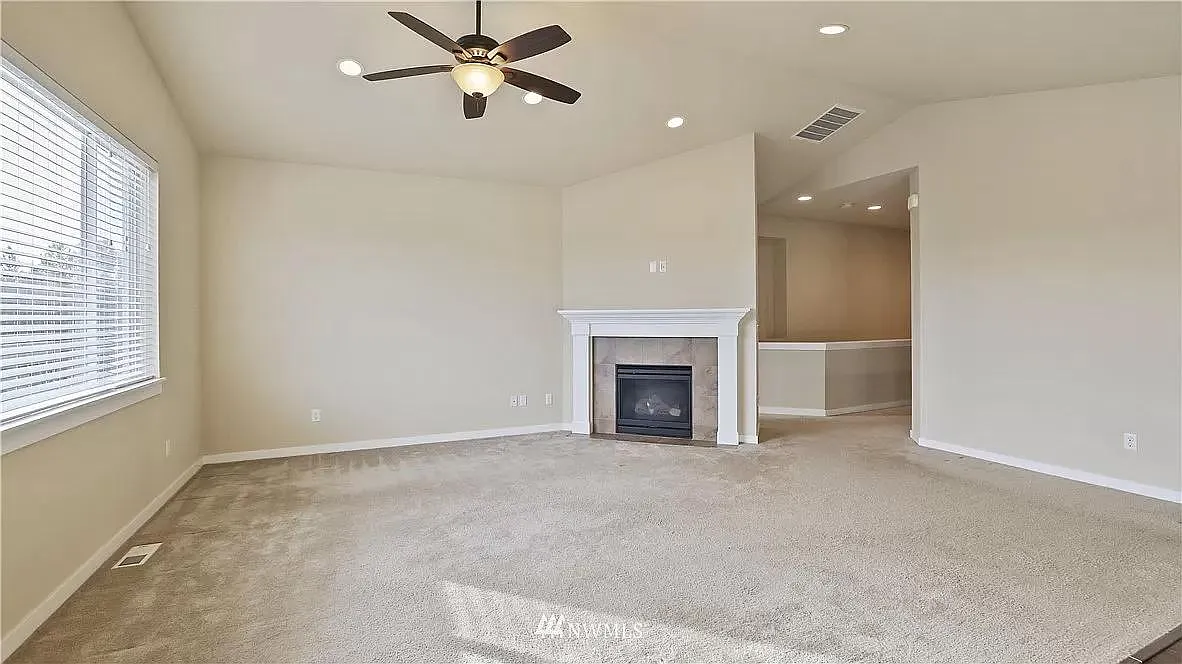 26918 223rd Ln SE — Photo 2