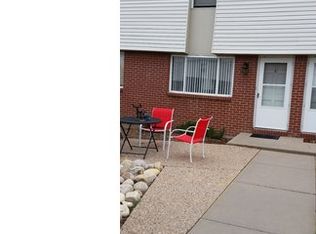 711 3rd St APT F5, Windsor, CO 80550