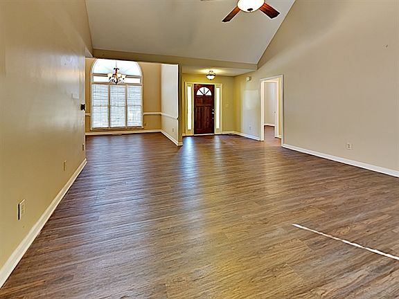 2nd image of 458 Abbington Ln