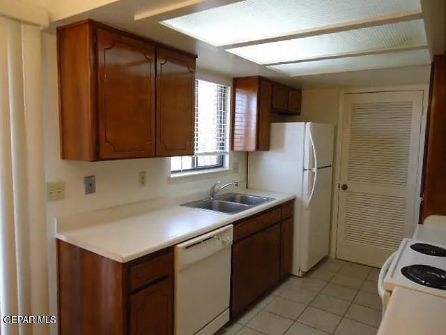 7045 Orizaba Ave #A — Photo 19
