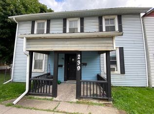 239 King St E #1, Gananoque, ON K7G1G4