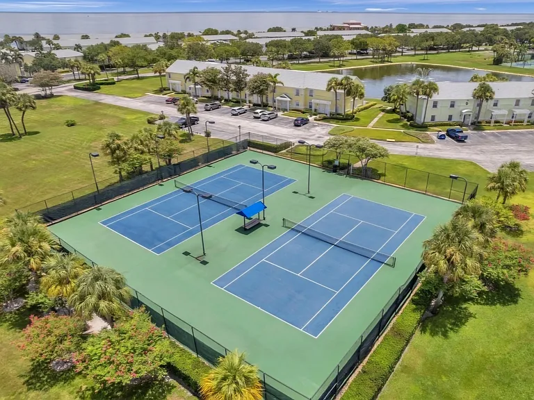 5255 Coquina Key Dr SE #C — Photo 58