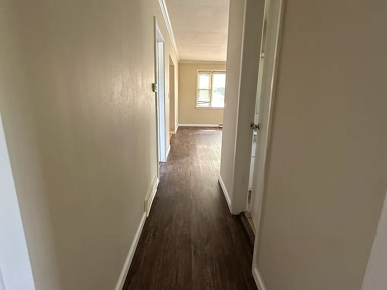 332 Harris Ln — Photo 7