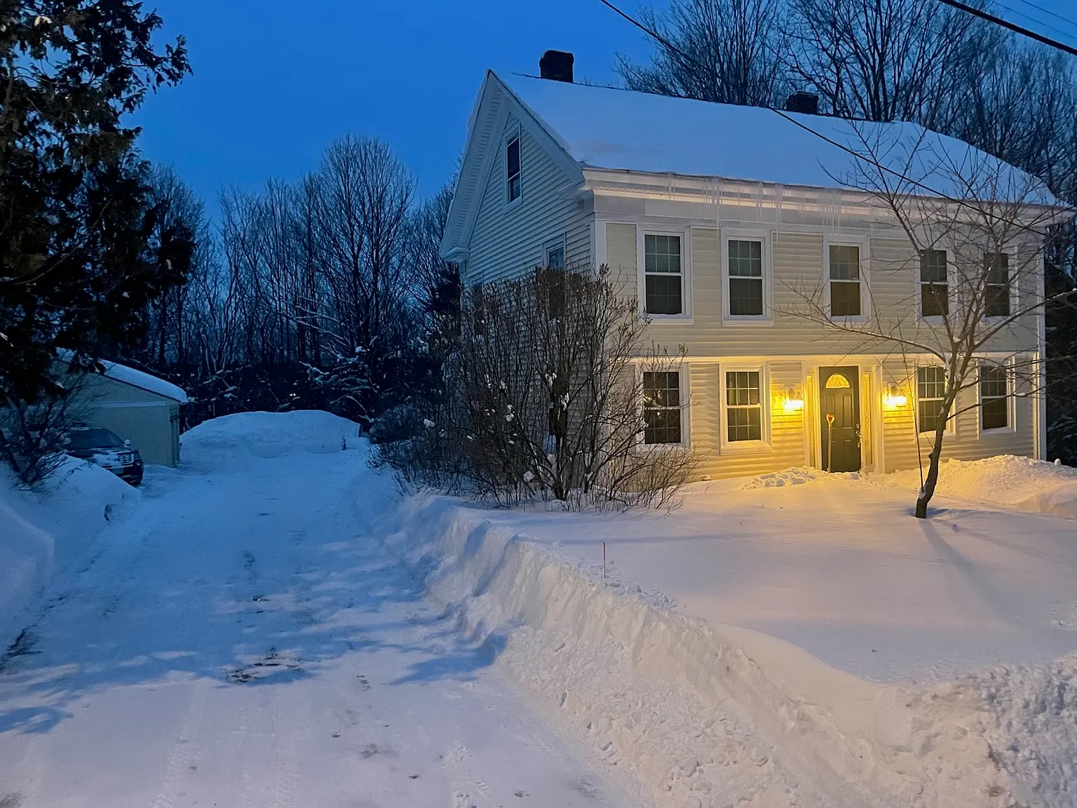 35 Pine St — Photo 2
