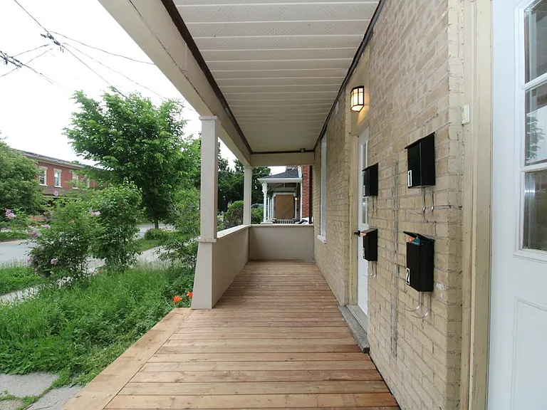 470 Bolivar St #A — Photo 3