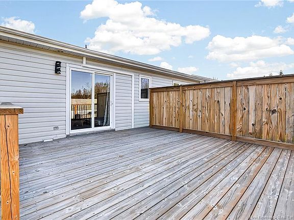 5th image of 205 Thomas St