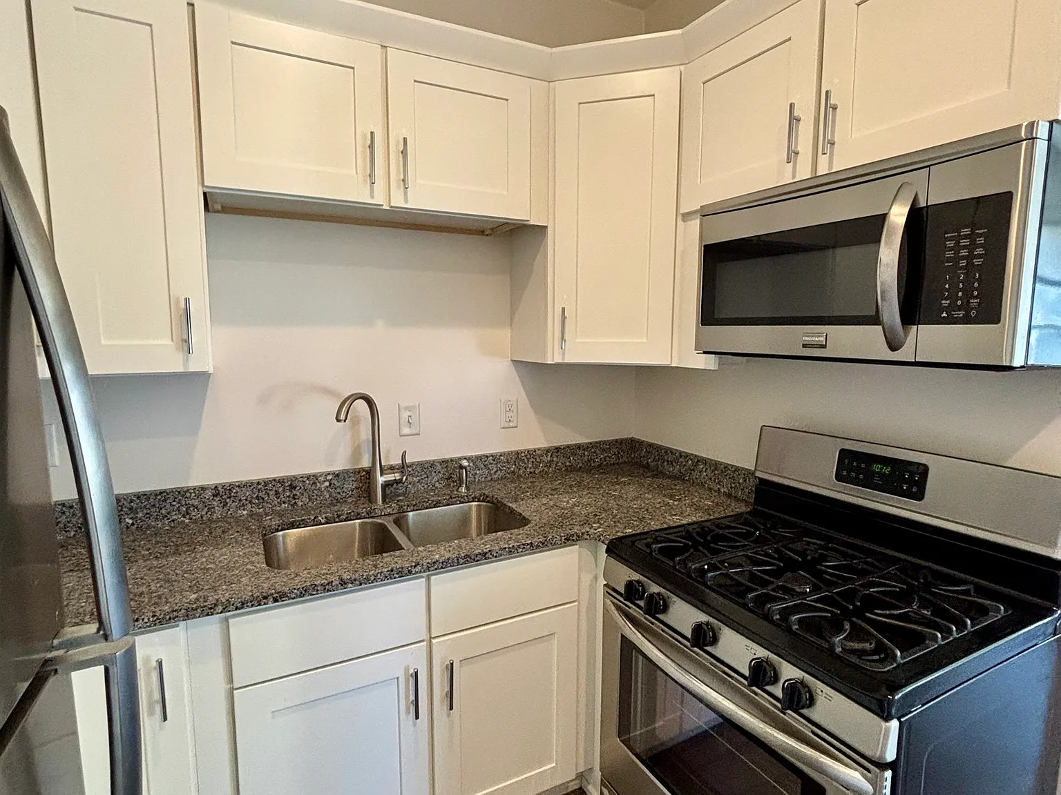 1 bed, 470 sqft, $1,157 — Photo 1